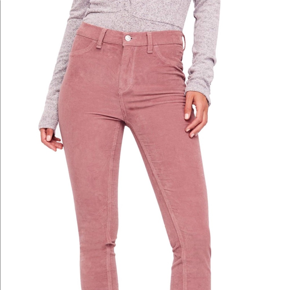 Free People / Modern Mauve Corduroy Pant / 27